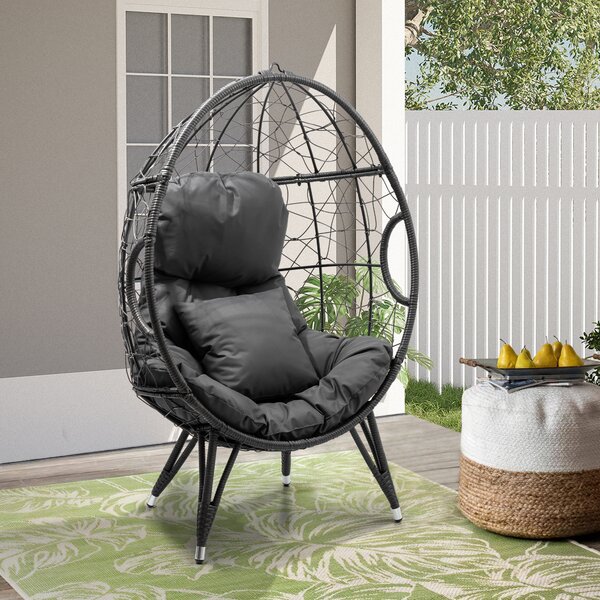 Wicker discount egg chair